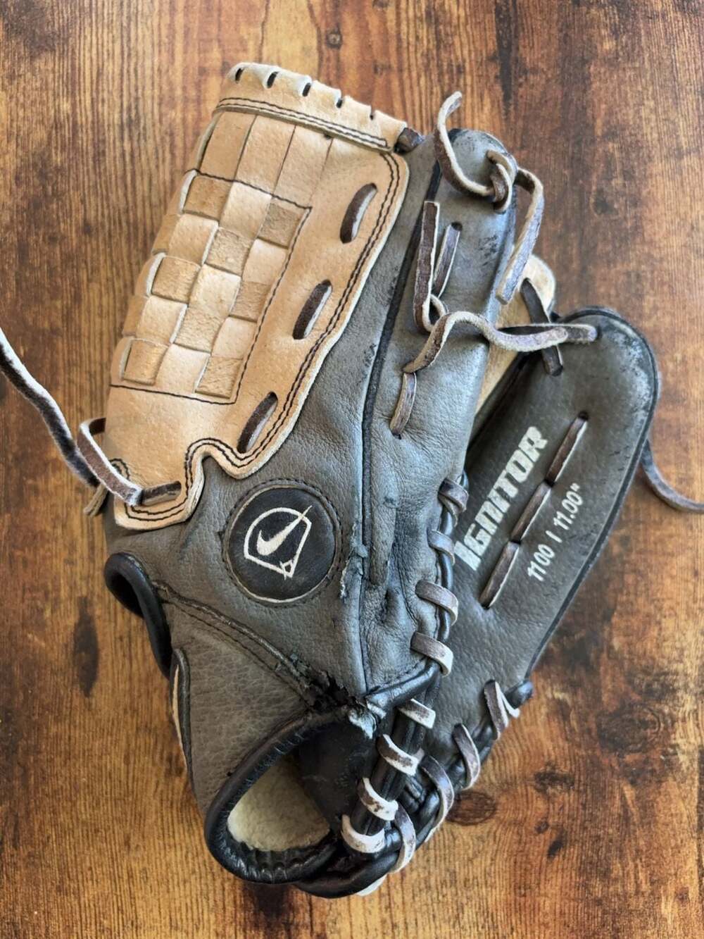 Nike Ignitor 1100 11.00 inch Baseball Glove
